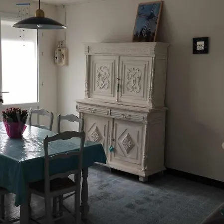 بيت للعطل Maison Proche Bord De Pour 4 Personnes جارد سور مير